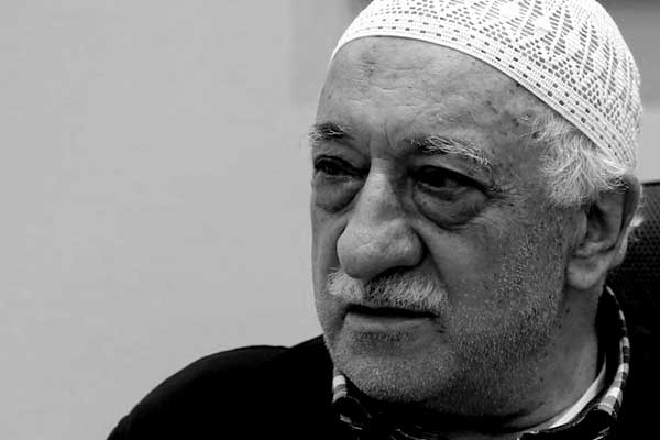 FETÖ, ABD'de 'ışık evleri' açıyor