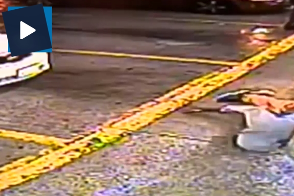 Polis marketi soyan hırsızı öldürdü