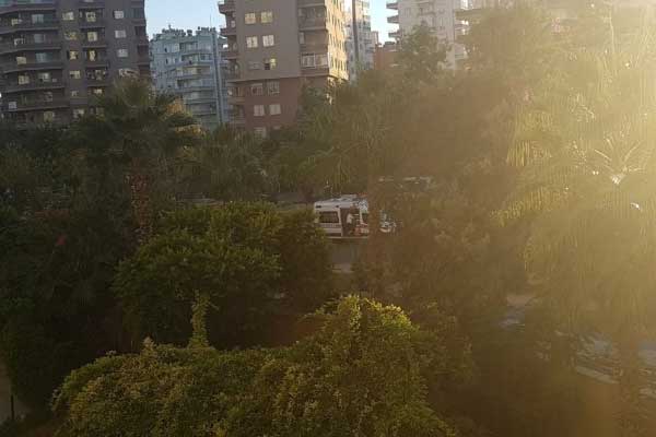 Mersin'de polis servis aracına bombalı saldırı