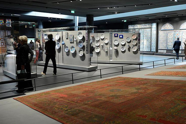 Meclis yurt dışına kaçırılan eserlerin peşinde