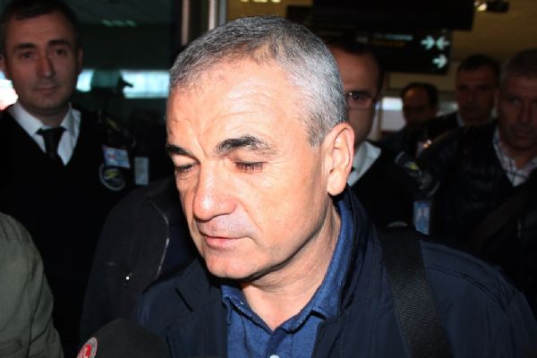 Rıza Çalımbay Trabzon'a geldi