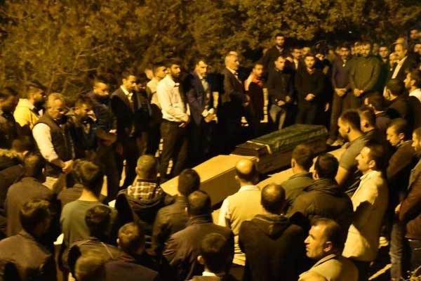 Göçükte hayatını kaybedenler toprağa verildi