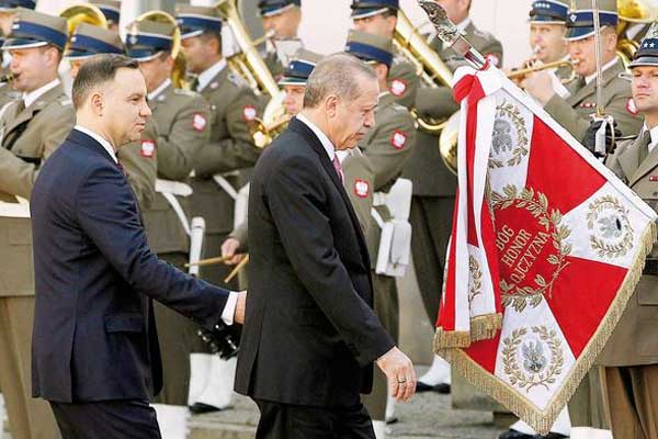 Erdoğan'dan Polonyalı lidere Polonezköy daveti