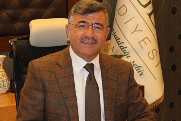 Niğde Belediye Başkanı Faruk Akdoğan istifa etti