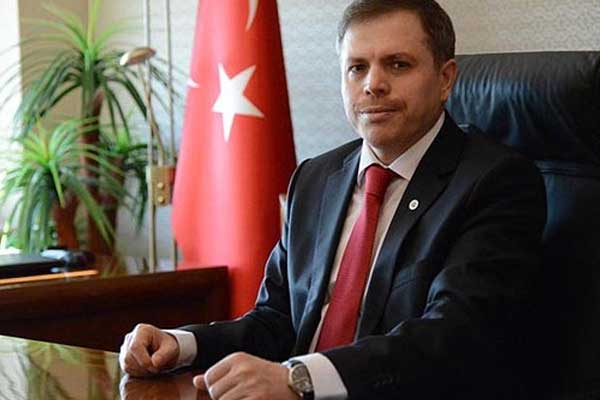 Eski rektöre FETÖ davası