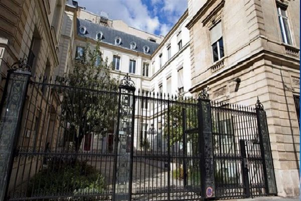 Fransız solunun simgesi satışa çıkacak