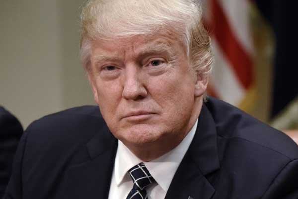 Trump'tan, ölen ABD'li askerin eşine: Başına gelecekleri biliyordu