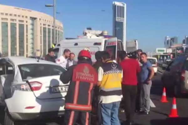 E-5 karayolunda kaza