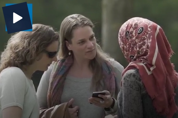 Müslüman kadının sosyal deneyi Hollandalıları hayrete düşürdü