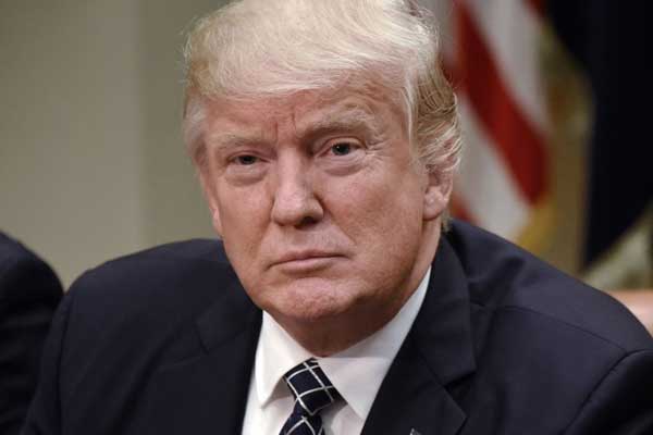 Trump ölen askerin ailesine rüşvet teklif etmiş