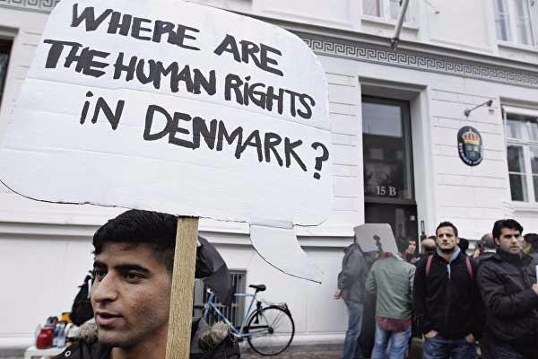 Danimarka'da açlık grevindeki mültecilere destek