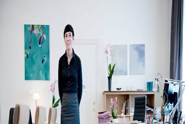 Norveç'te ilk kadın dışişleri bakanı