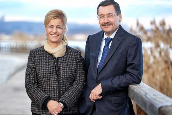 İstifa tartışmaları Melih Gökçek'in eşine soruldu