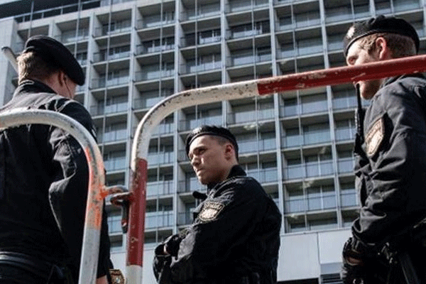 Almanya Münih'te bıçaklı saldırı