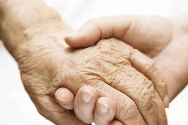 ''Parkinson artık yaşlı hastalığı değil''