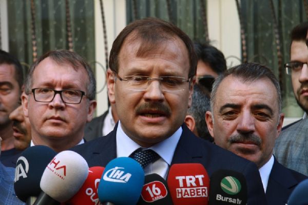 Hakan Çavuşoğlu'ndan istifa tartışmalarına ilişkin açıklama