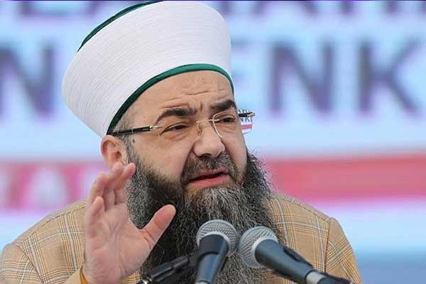 Cübbeli Ahmet'in 'terlik videosu' ortaya çıktı