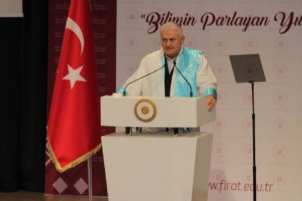 Binali Yıldırım'dan öğrencilere müjde