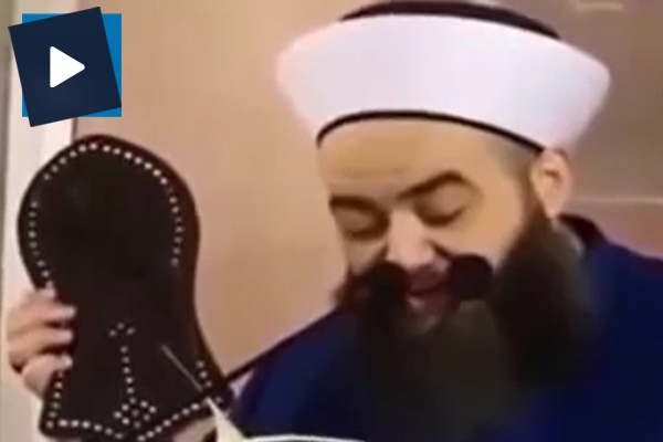 Cübbeli Ahmet'in 'terlik videosu' ortaya çıktı