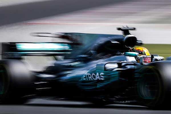 ABD'de ilk cep Hamilton'ın olacak