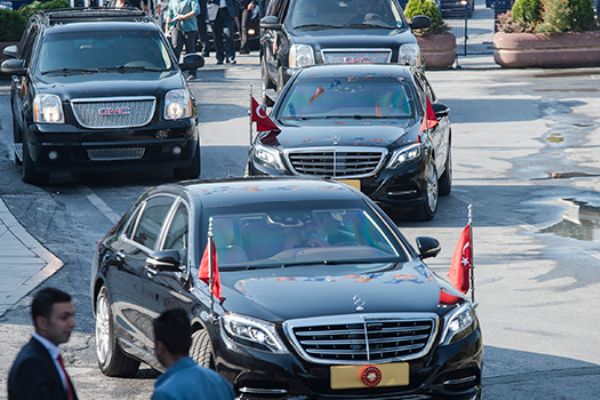 Erdoğan, AK Parti İstanbul İl Başkanlığı'nda