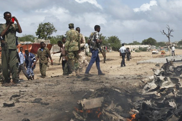 Somali'de bombalı saldırı: 6 can kaybı
