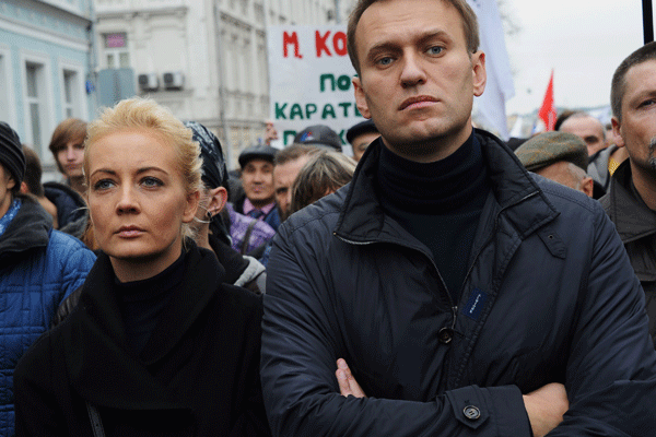 Putin'in rakibi Navalny hapisten çıktı