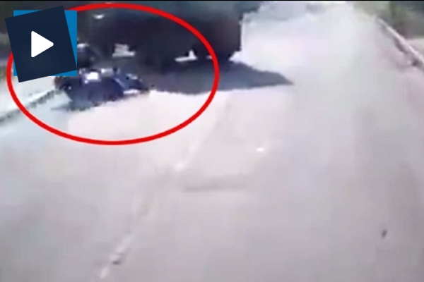 Aşırı hız yaptı, canından oldu