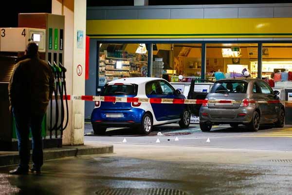 İsviçre'de baltalı saldırı