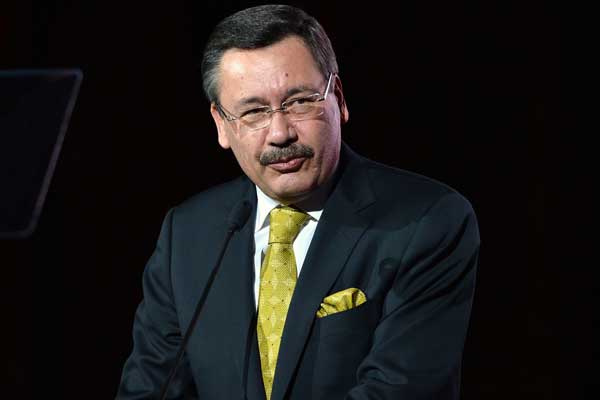 Melih Gökçek'in yerine kulislerde konuşulan iki isim