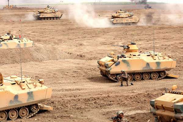 İdlib'te saha kontrolü tamamen Türk askerinde