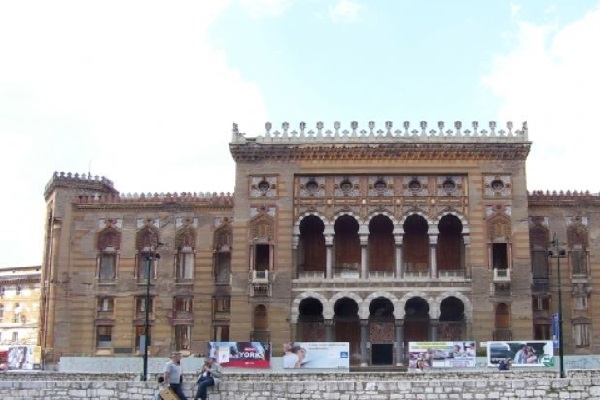 Türk öğrencilere Bosna Hersek'te eğitim şansı