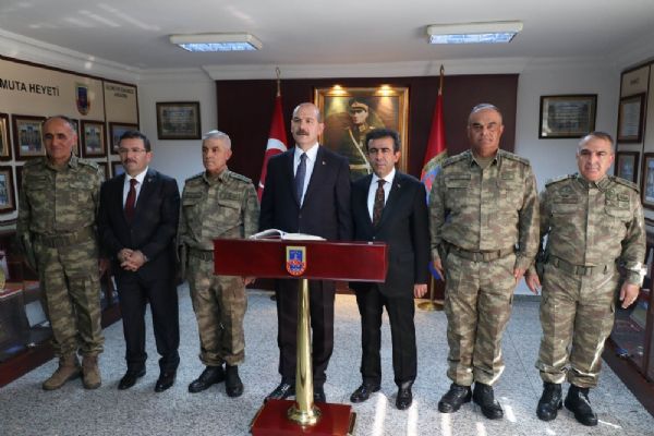 Süleyman Soylu Diyarbakır'da güvenlik toplantısına katıldı