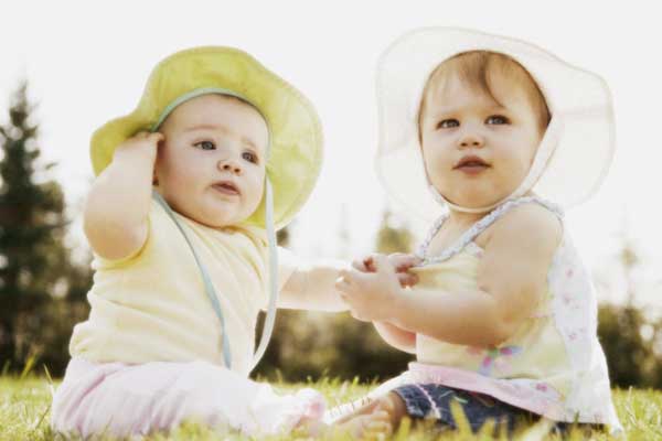 Bebekler empati kurmayı nasıl öğreniyor?