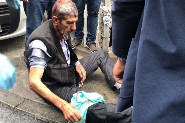 İstanbul'da silahlı, bıçaklı, sopalı kavga: 1 ölü, 4 yaralı