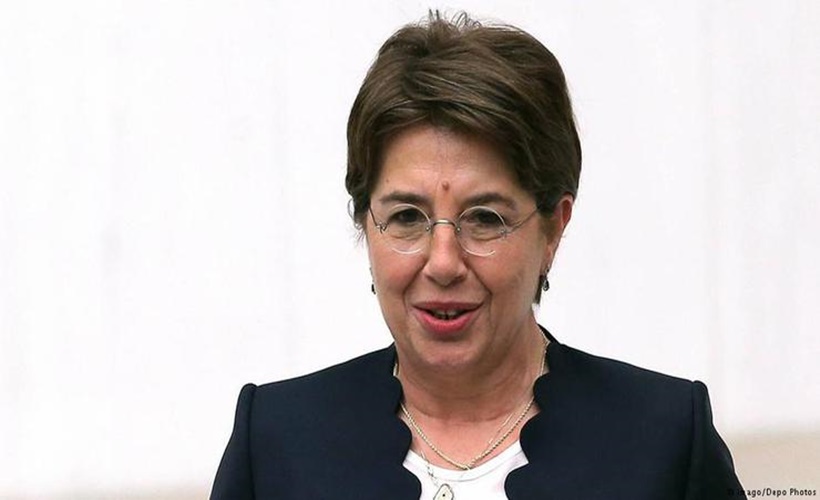 Ayşe Nur Bahçekapılı kimdir?