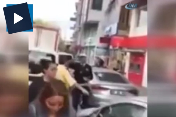 Sosyal medyayı sallayan trafik polisi