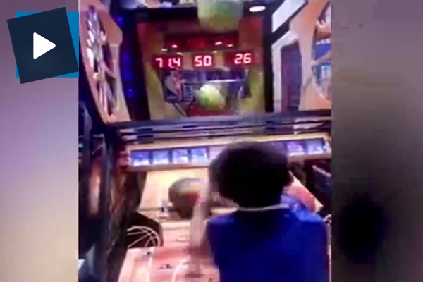 Küçük çocuk rekorları alt üst etti