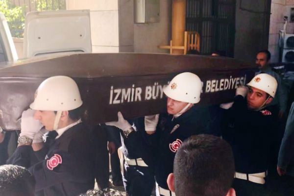 Kazada ölen polislerin cenazeleri yakınlarına teslim edildi