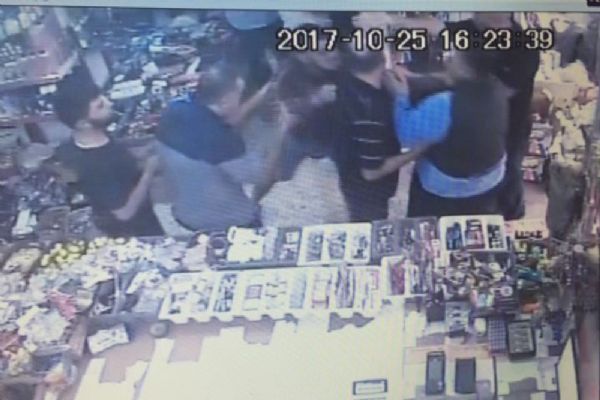 Mersin'de uyuşturucu parası için engelli genci dövdü