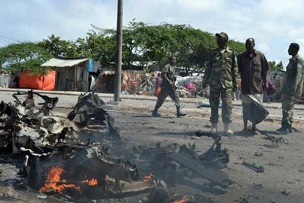 Somali'de bombalı saldırı: Ölü ve yaralılar var