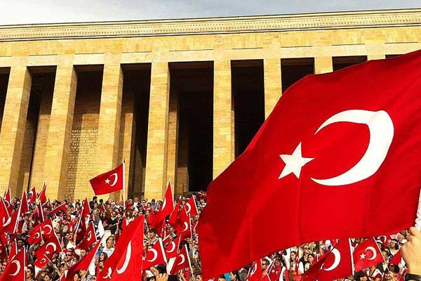 Cumhuriyet Bayramı tüm yurtta kutlanıyor