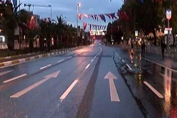 Vatan Caddesi trafiğe kapatıldı