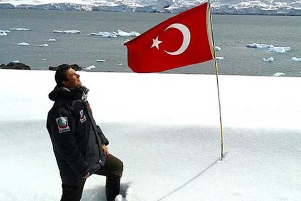 Türk bilim insanları ikinci kez Antarktika yolunda