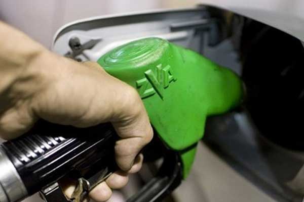 Motorin ve benzine zam yapıldı