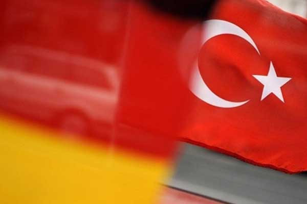 Alman savunma şirketi: Almanya'dan Türkiye'ye silah ihracatı zor