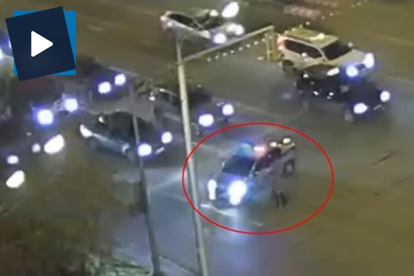 Yaşlı adamın imdadına polis yetişti