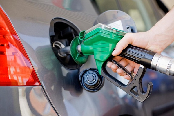 Benzin ve motorine zam