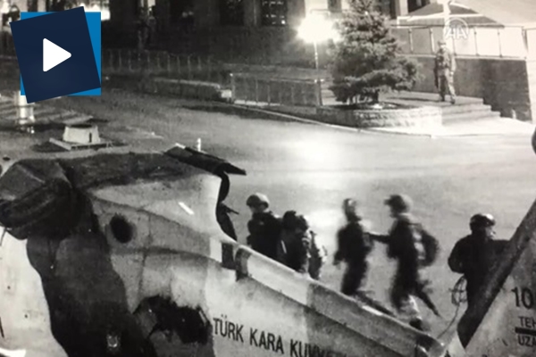 15 Temmuz gecesi komutanların helikoptere bindirilme anı kamerada