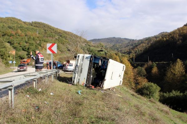 Düzce'de faciadan dönüldü: 12 yaralı
